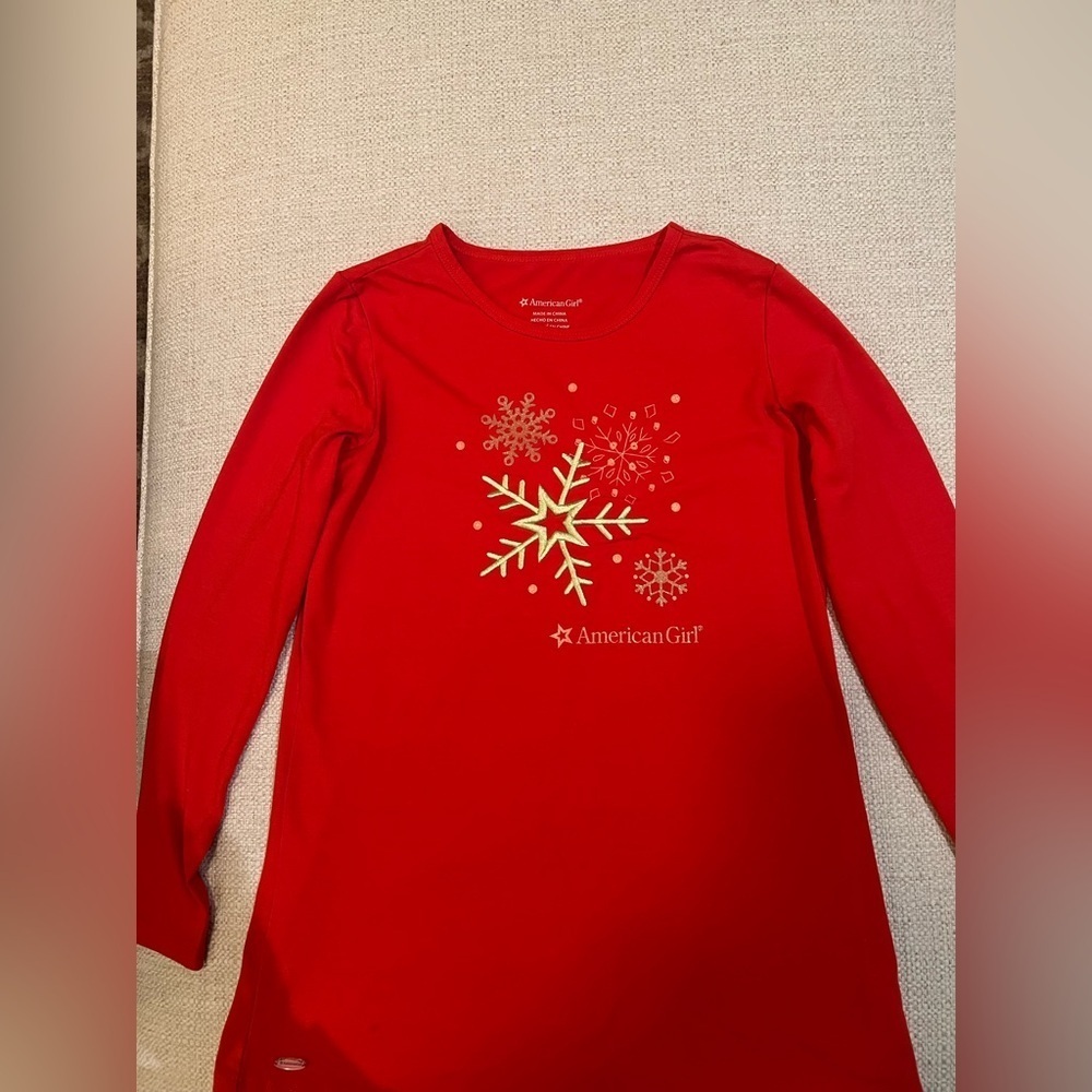 American Girl Red Long Sleeve Snowflake Tee Shirt
Size M (10-12) - Picture 3 of 6